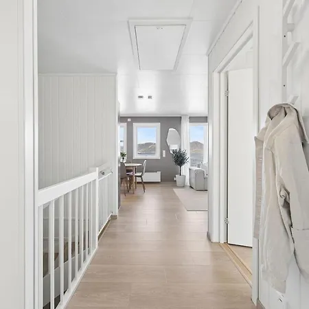 Lägenhet Modern Terraced House With Fjord View Centrally Located In Alta